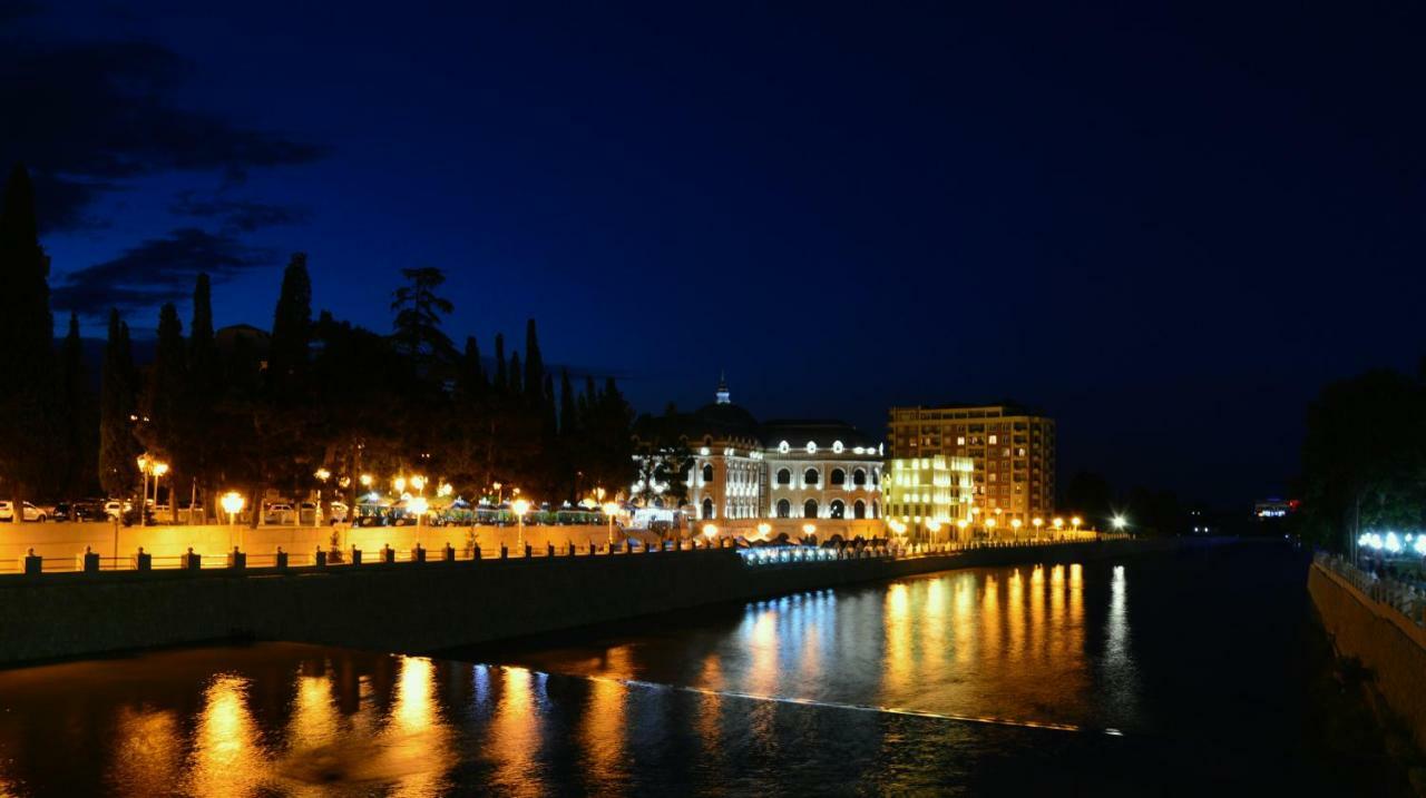 Khurma Hostel Ганджа Екстериор снимка
