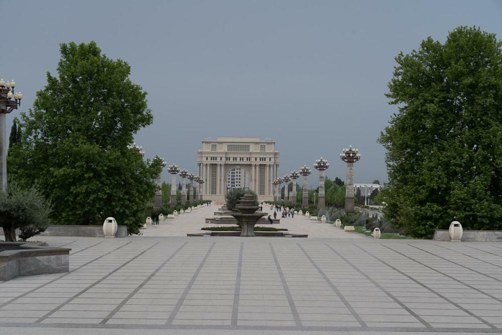 Khurma Hostel Ганджа Екстериор снимка